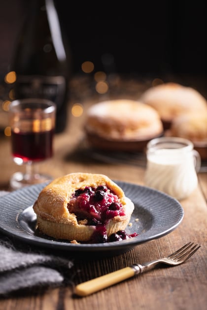 LochinverLarderChristmasPies18Nov21-31